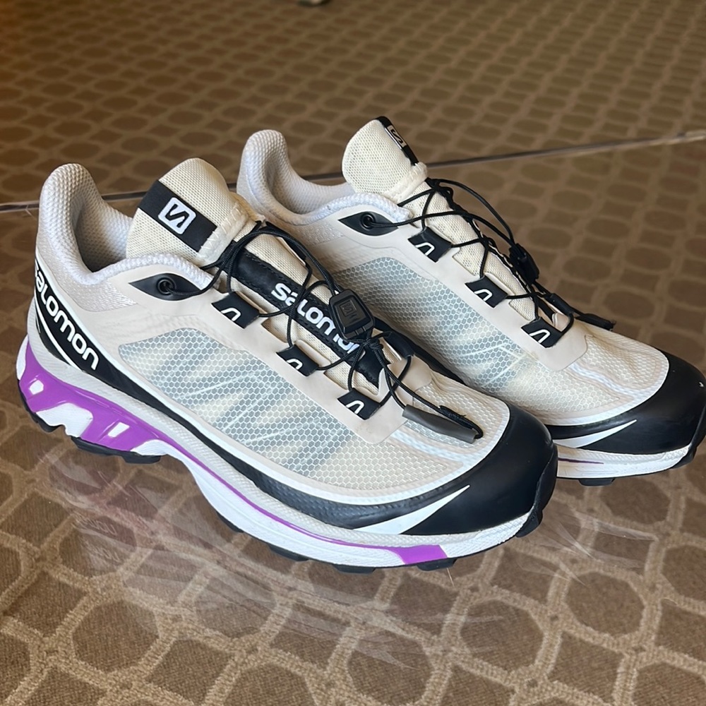 Salomon hiking sneakers